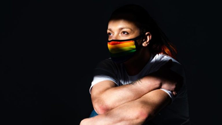 Violencia intrafamiliar hacia personas LGBTI: un asunto que no debemos ignorar